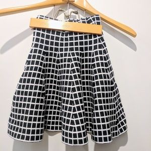 grid skirt
